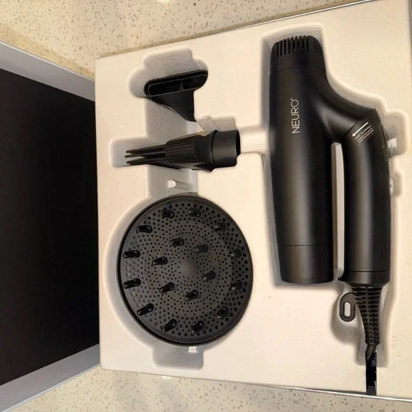 Paul Mitchell Neuro Dry+ Professional Hair Dryer - Black - Picture 2 of 5